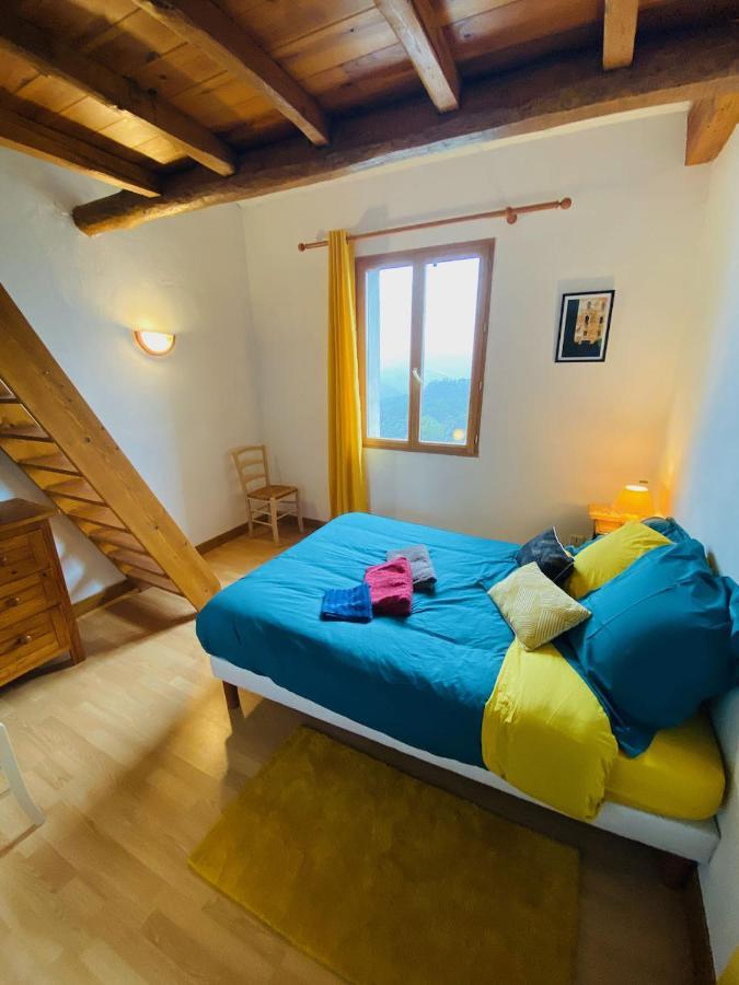 Maison Lgbt Des Monts Bleus Saint-Roman-de-Tousque Luaran gambar
