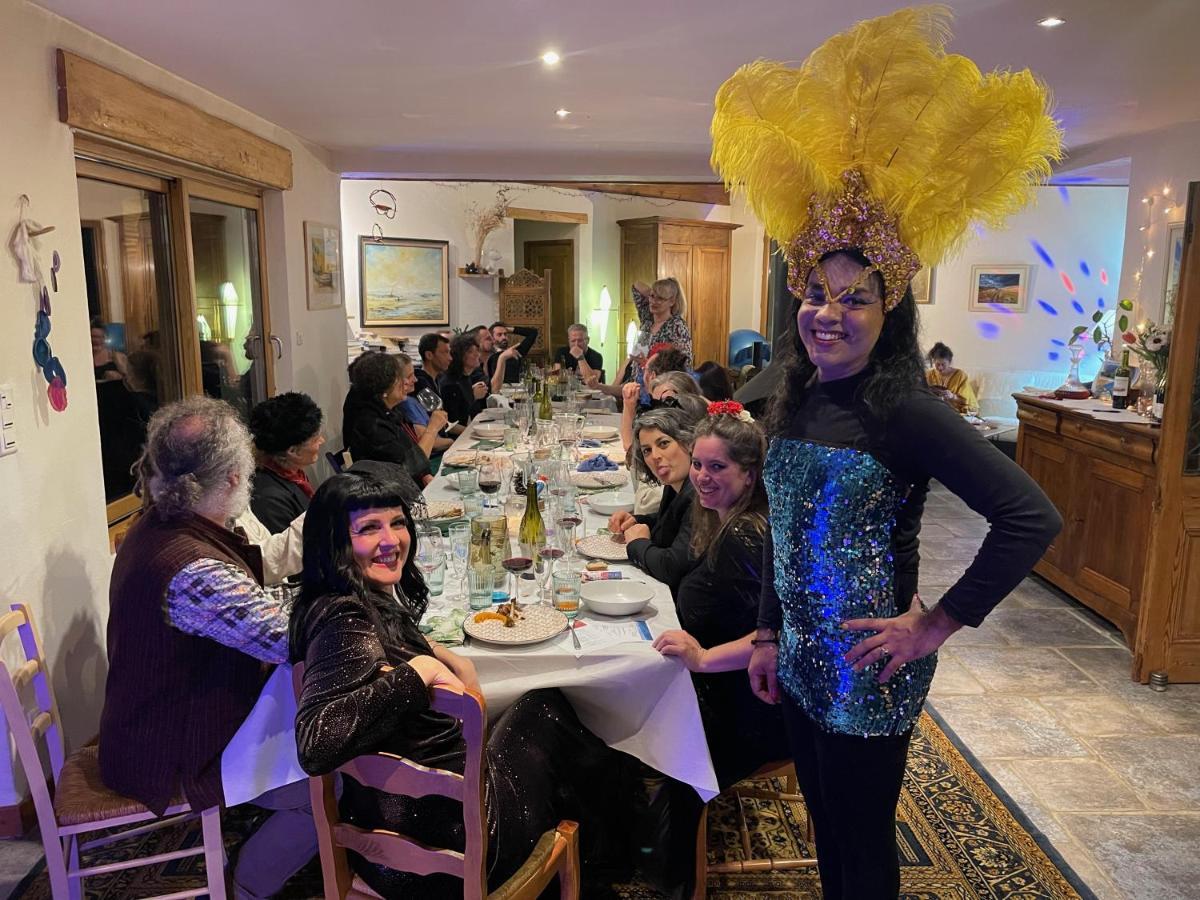 Maison Lgbt Des Monts Bleus Saint-Roman-de-Tousque Luaran gambar